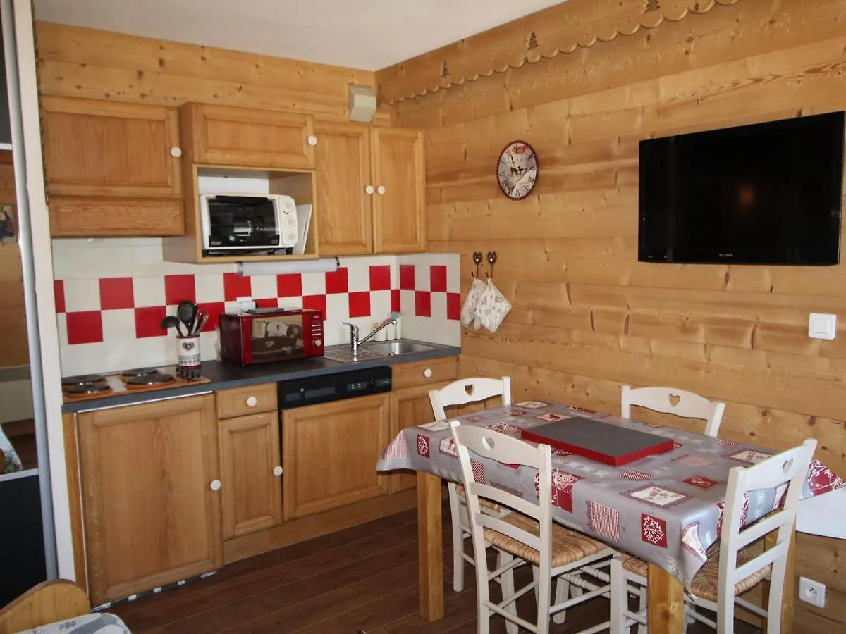 Appartement Cosy 4 Pers Au Pied Des Pistes Avec Parking, Balcon, Lave-Vaisselle Et Services Additionnels - Fr-1-572-87 Arâches 0*,  Frankrike