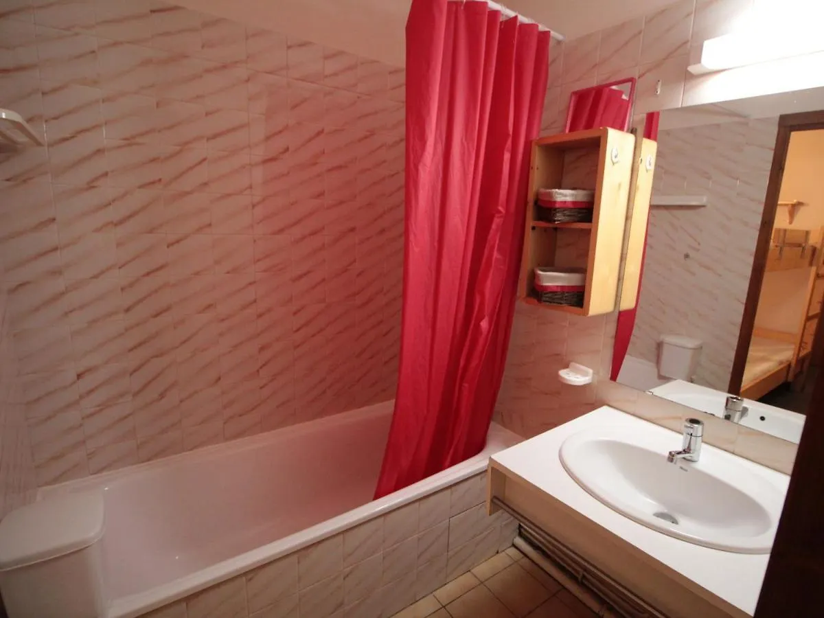 Appartement Cosy 4 Pers Au Pied Des Pistes Avec Parking, Balcon, Lave-Vaisselle Et Services Additionnels - Fr-1-572-87 Arâches Frankrike